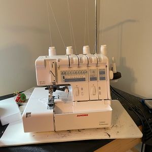 1200 D serger